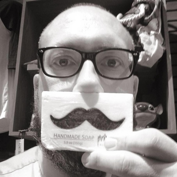 Meet your Posher, Joseph - Picture 10 of 15